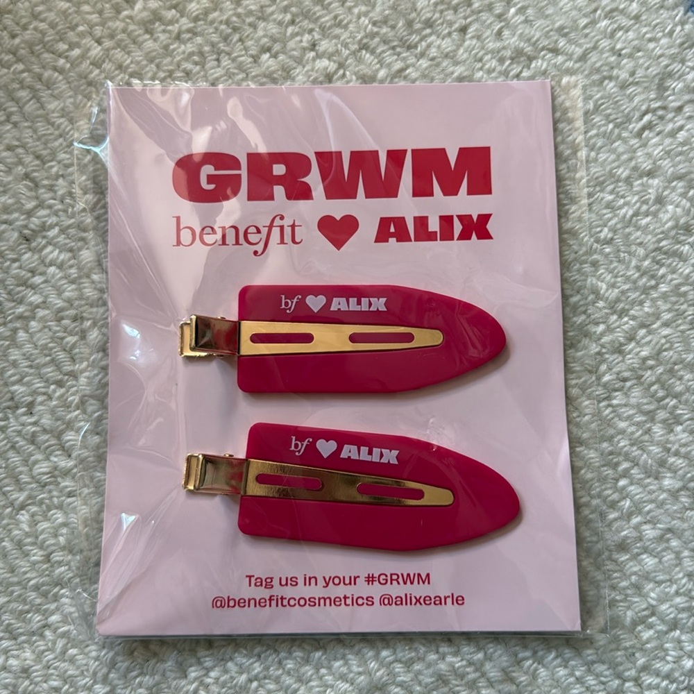 Benefit x Alix Earle Hair Clips